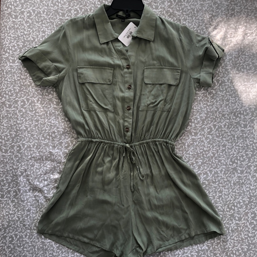 Staccato army green short sleeve romper